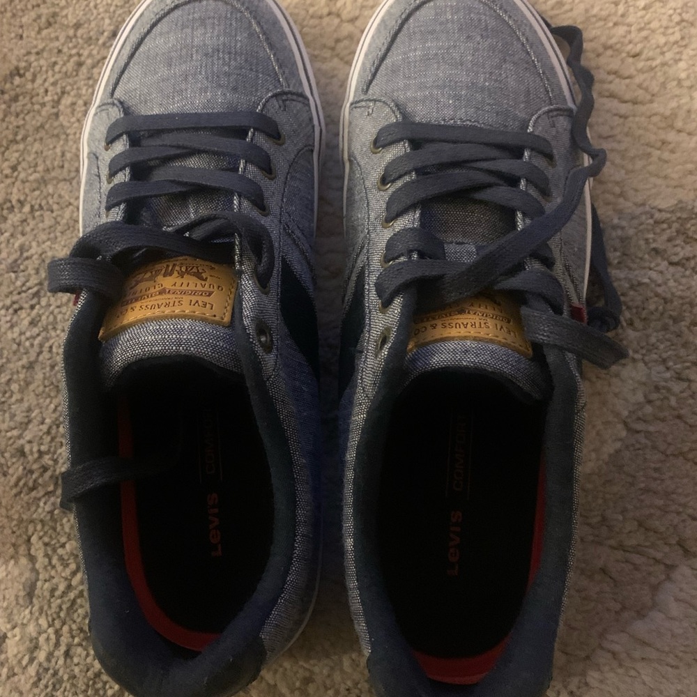 Levi gray sneakers